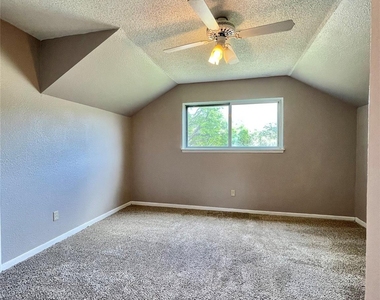 509 Dwyer Street - Photo Thumbnail 17