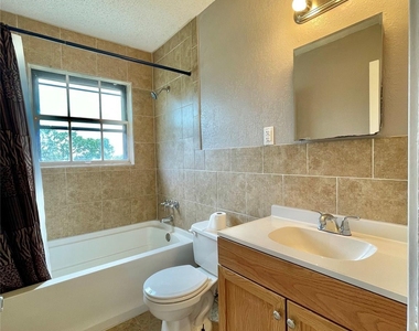 509 Dwyer Street - Photo Thumbnail 19