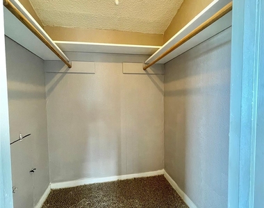 509 Dwyer Street - Photo Thumbnail 26