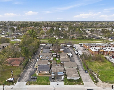 4102 Sherwood Lane - Photo Thumbnail 30