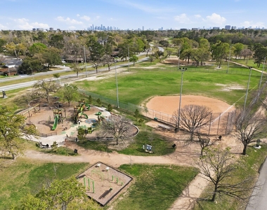 4102 Sherwood Lane - Photo Thumbnail 33