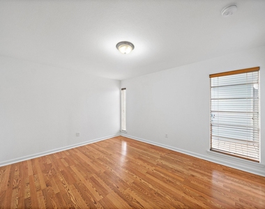 100 Market St Street - Photo Thumbnail 7