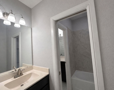 2406 Trocadero Lane - Photo Thumbnail 32