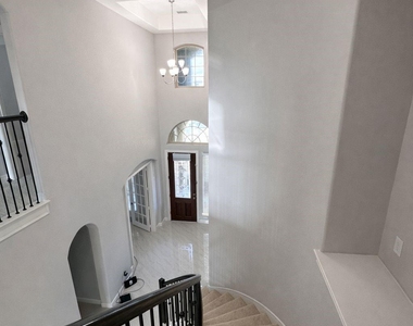 2406 Trocadero Lane - Photo Thumbnail 30
