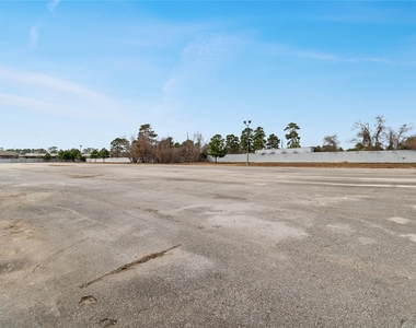 18919 Aldine Westfield Road - Photo Thumbnail 11