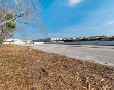 18919 Aldine Westfield Road - Photo Thumbnail 3