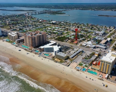 3226 S Atlantic Avenue - Photo Thumbnail 2