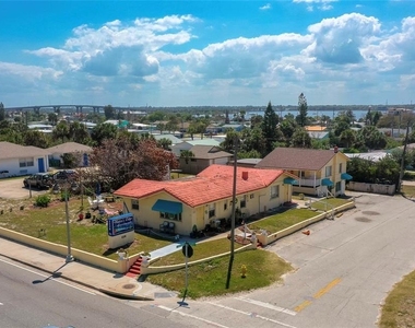 3226 S Atlantic Avenue - Photo Thumbnail 4