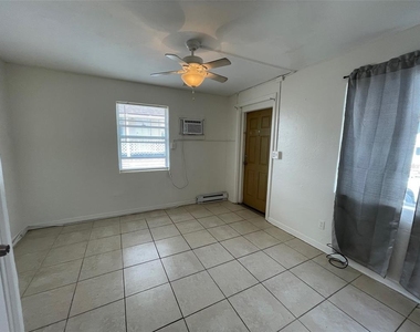 3226 S Atlantic Avenue - Photo Thumbnail 7