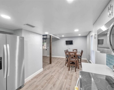 3720 3rd Ave N - Photo Thumbnail 18
