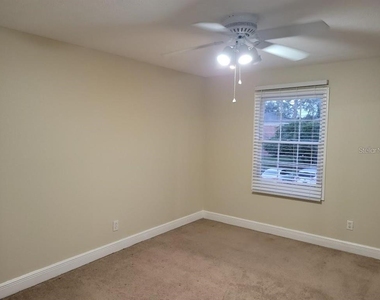 13698 Orange Sunset Drive - Photo Thumbnail 10
