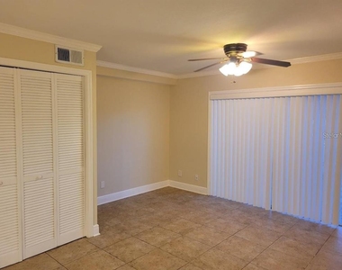 13698 Orange Sunset Drive - Photo Thumbnail 5
