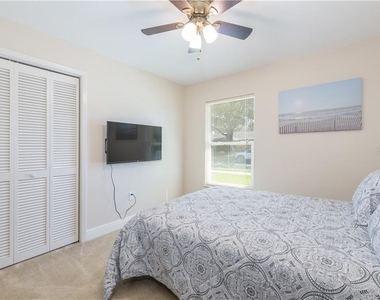4711 Ridge Point Drive - Photo Thumbnail 11