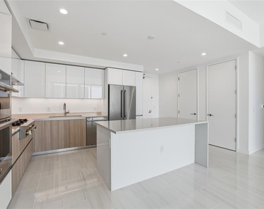 400 Central Avenue - Photo Thumbnail 12