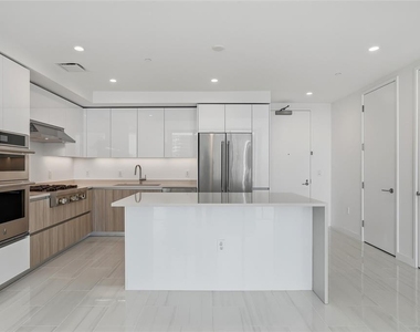 400 Central Avenue - Photo Thumbnail 11