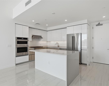 400 Central Avenue - Photo Thumbnail 9