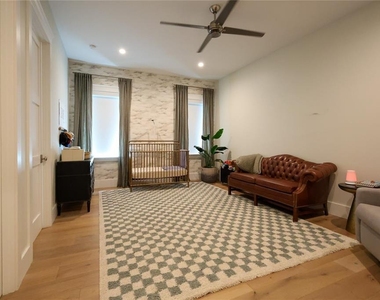 2402 W Parkland Boulevard - Photo Thumbnail 33
