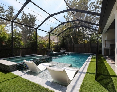 2402 W Parkland Boulevard - Photo Thumbnail 39