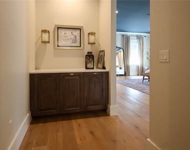 2402 W Parkland Boulevard - Photo Thumbnail 22