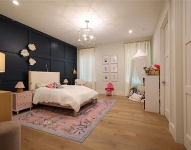 2402 W Parkland Boulevard - Photo Thumbnail 31