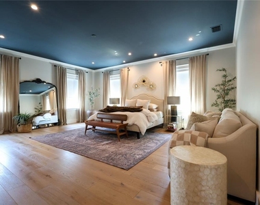 2402 W Parkland Boulevard - Photo Thumbnail 23