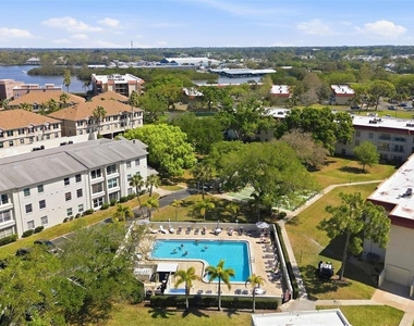 2700 Bayshore Boulevard - Photo Thumbnail 15
