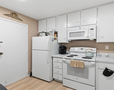 2700 Bayshore Boulevard - Photo Thumbnail 32