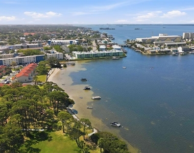 2700 Bayshore Boulevard - Photo Thumbnail 19