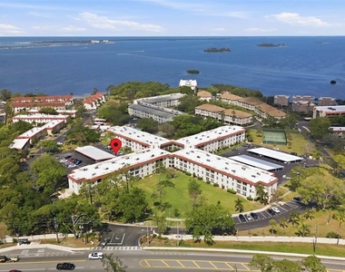 2700 Bayshore Boulevard - Photo Thumbnail 11