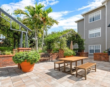 800 S Dakota Avenue - Photo Thumbnail 22