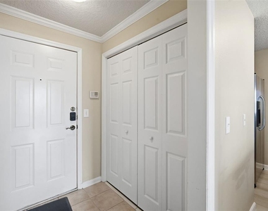 800 S Dakota Avenue - Photo Thumbnail 16