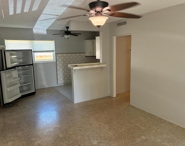 4390 68th Street N - Photo Thumbnail 7