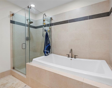 175 1st Street S - Photo Thumbnail 14