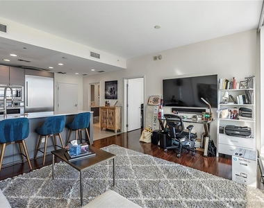 175 1st Street S - Photo Thumbnail 7