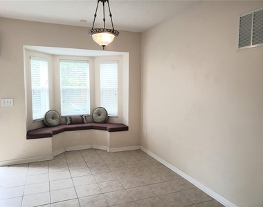 10310 Lakeside Vista Drive - Photo Thumbnail 3