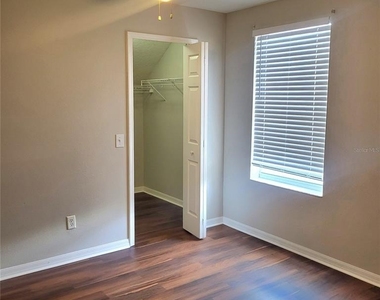 10310 Lakeside Vista Drive - Photo Thumbnail 10