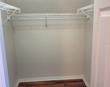 10310 Lakeside Vista Drive - Photo Thumbnail 7