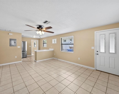 1193 Bass Boulevard - Photo Thumbnail 9