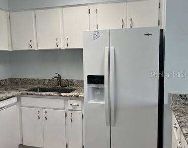 640 Haven Place - Photo Thumbnail 6