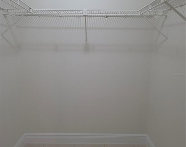 10410 N Ojus Drive - Photo Thumbnail 13
