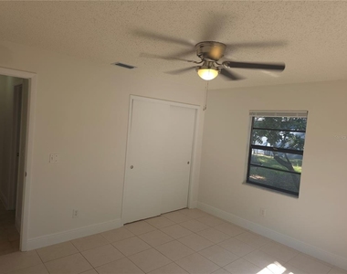 10410 N Ojus Drive - Photo Thumbnail 10