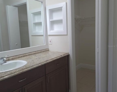 10410 N Ojus Drive - Photo Thumbnail 18