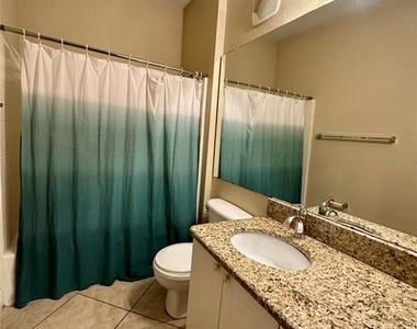 2724 Via Murano - Photo Thumbnail 17