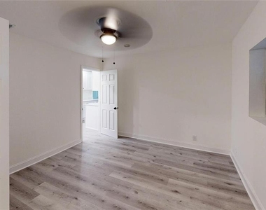 4421 Gandy Circle - Photo Thumbnail 13
