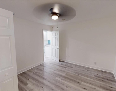 4421 Gandy Circle - Photo Thumbnail 34
