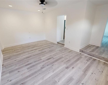 4421 Gandy Circle - Photo Thumbnail 25