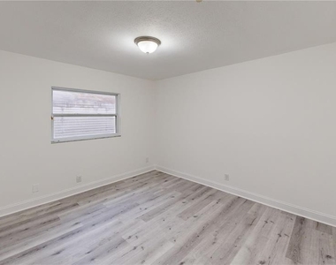 4421 Gandy Circle - Photo Thumbnail 27