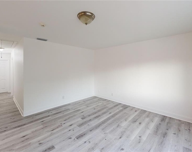 4421 Gandy Circle - Photo Thumbnail 26