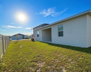1623 Marksman Road - Photo Thumbnail 3