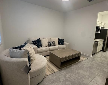 1623 Marksman Road - Photo Thumbnail 16